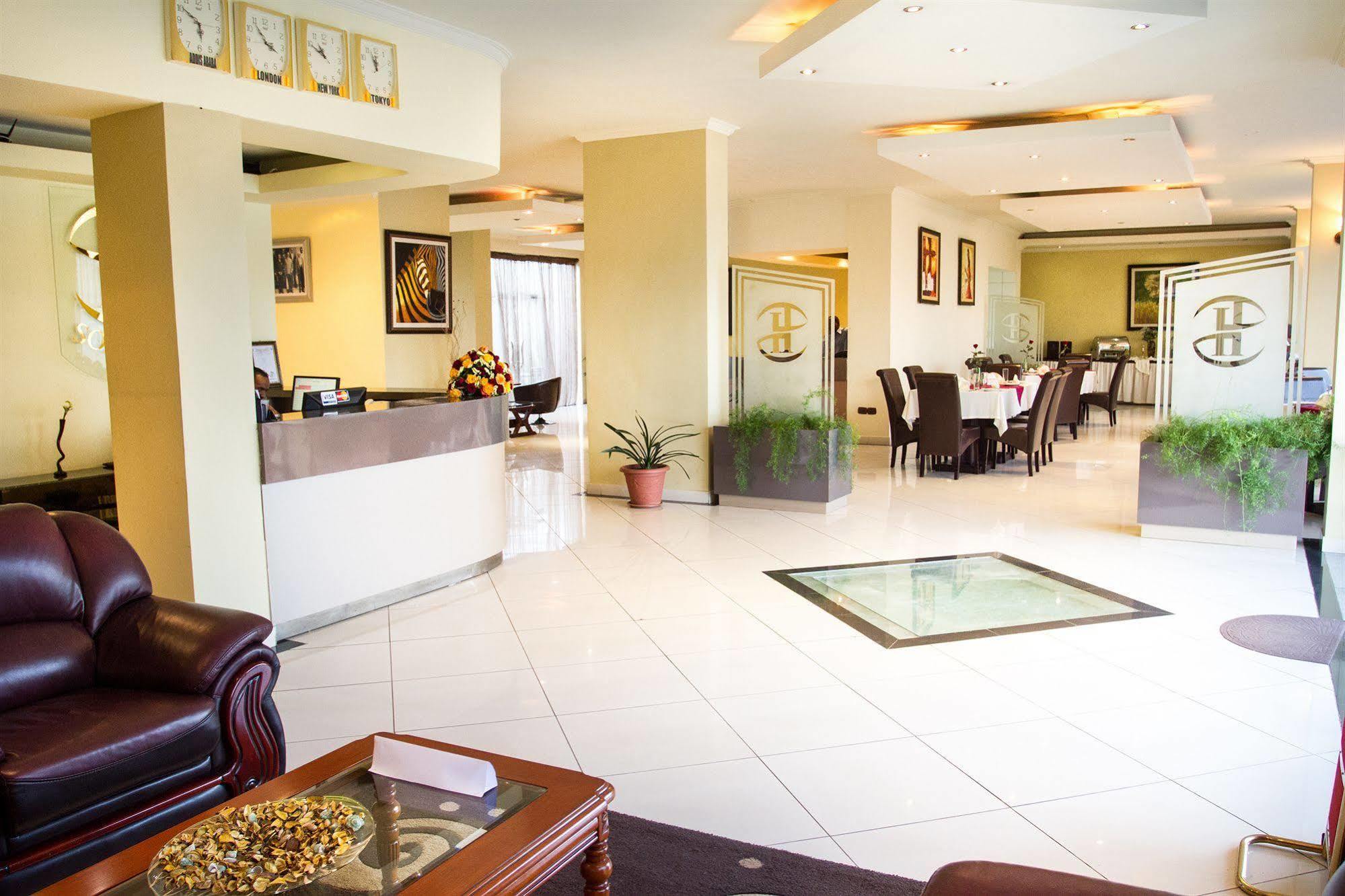 Solo Te Hotel Αντίς Αμπέμπα Εξωτερικό φωτογραφία